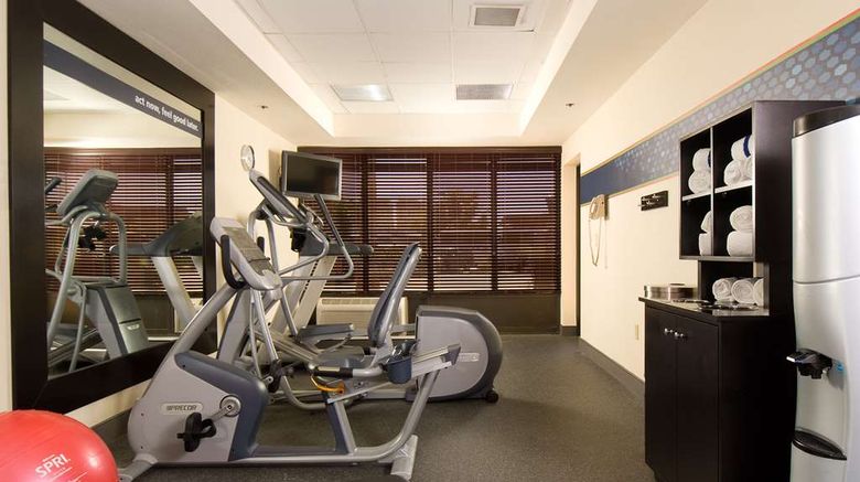 <b>Hampton Inn Orlando Near Universal Blvd Health</b>. Images powered by <a href="https://iceportal.shijigroup.com/" title="IcePortal" target="_blank">IcePortal</a>.