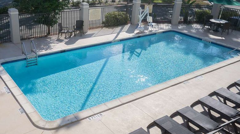 <b>Hampton Inn Lakeland Pool</b>. Images powered by <a href="https://iceportal.shijigroup.com/" title="IcePortal" target="_blank">IcePortal</a>.