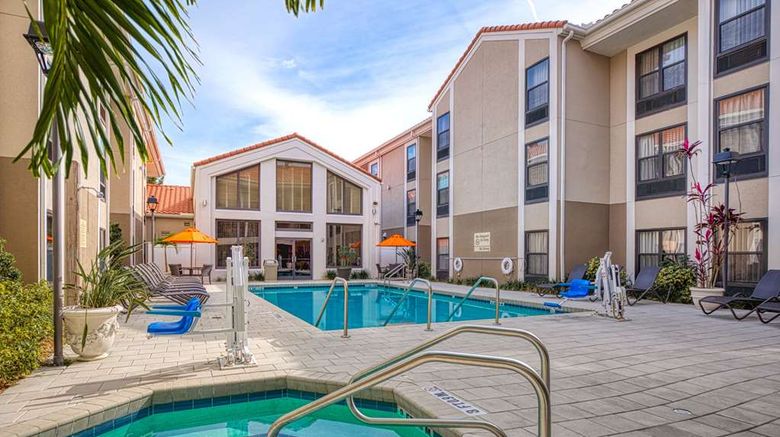 <b>Hampton Inn & Suites Orlando/E. UCF Area Pool</b>. Images powered by <a href="https://iceportal.shijigroup.com/" title="IcePortal" target="_blank">IcePortal</a>.