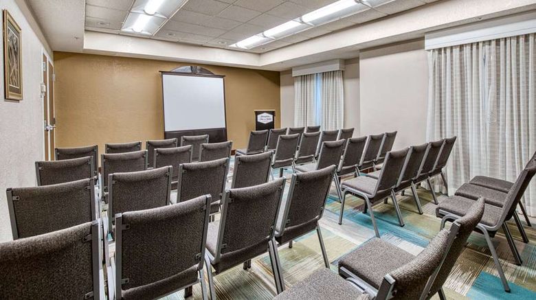 <b>Hampton Inn & Suites Orlando/E. UCF Area Meeting</b>. Images powered by <a href="https://iceportal.shijigroup.com/" title="IcePortal" target="_blank">IcePortal</a>.