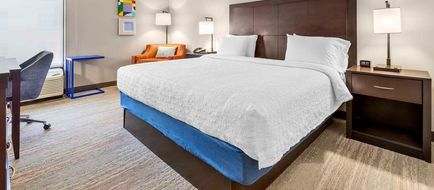 Hampton Inn Mebane Room
