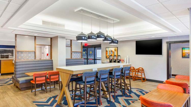 Hampton Inn Mebane Restaurant
