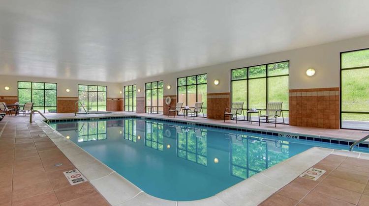 Hampton Inn Meadville Pool