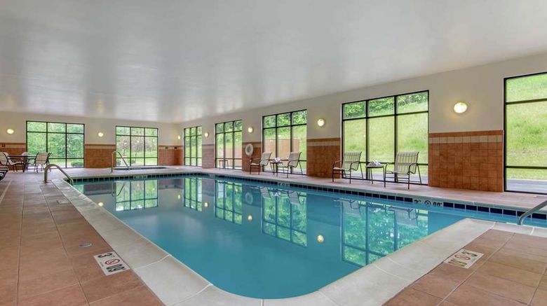 <b>Hampton Inn Meadville Pool</b>. Images powered by <a href="https://iceportal.shijigroup.com/" title="IcePortal" target="_blank">IcePortal</a>.