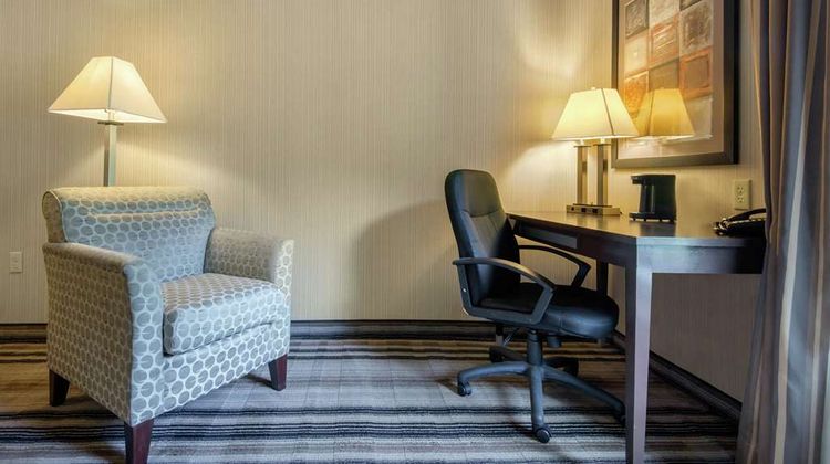 Hampton Inn Meadville Room
