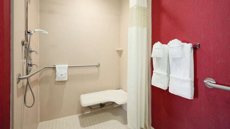 Hampton Inn & Suites Hotel Millington Room
