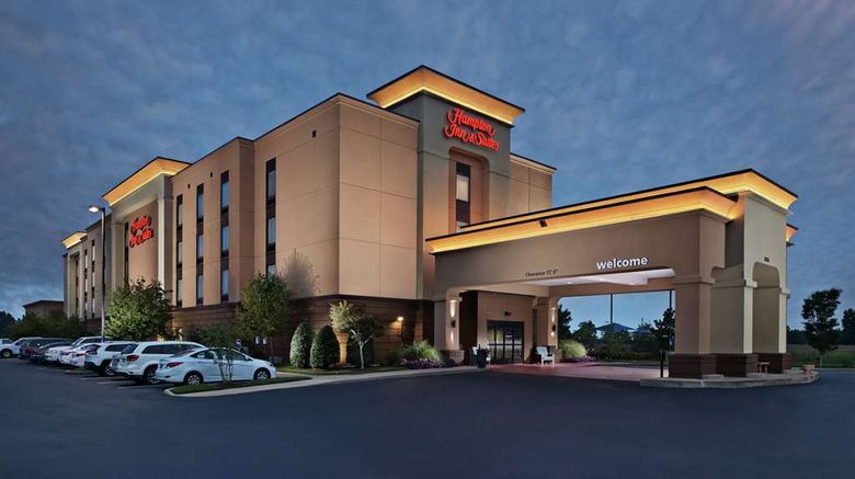 <b>Hampton Inn & Suites Hotel Millington Exterior</b>. Images powered by <a href="https://iceportal.shijigroup.com/" title="IcePortal" target="_blank">IcePortal</a>.