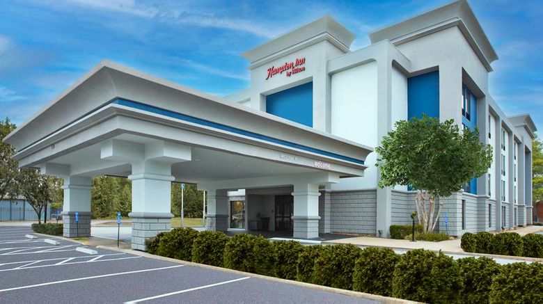 <b>Hampton Inn Memphis-Poplar Exterior</b>. Images powered by <a href="https://iceportal.shijigroup.com/" title="IcePortal" target="_blank">IcePortal</a>.