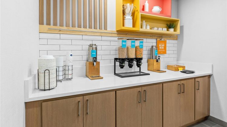 Hampton Inn & Suites Mansfield Restaurant