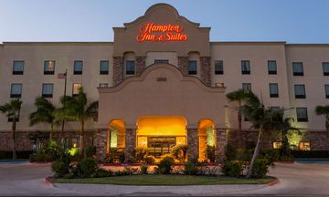 Hampton Inn & Suites Mission