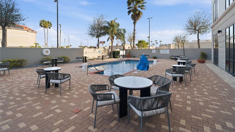 Hampton Inn & Suites Pharr Pool