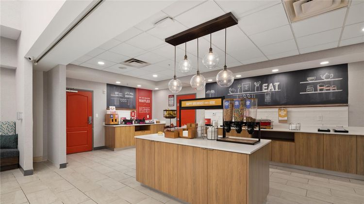Hampton Inn & Suites McAllen Restaurant