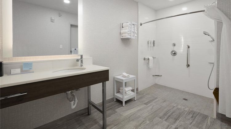 Hampton Inn & Suites McAllen Room