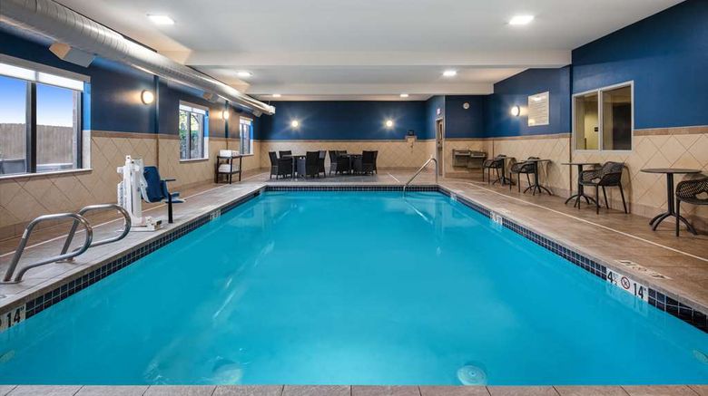 <b>Hampton Inn Medford Pool</b>. Images powered by <a href="https://iceportal.shijigroup.com/" title="IcePortal" target="_blank">IcePortal</a>.