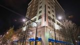 Hampton Inn & Suites Downtown Exterior