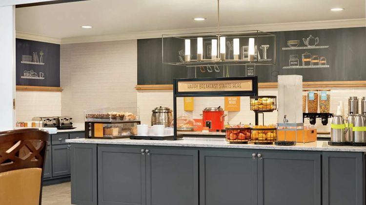 Hampton Inn & Suites EastChase Restaurant