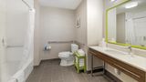 <b>Hampton Inn Junction City Room</b>. Images powered by <a href="https://iceportal.shijigroup.com/" title="IcePortal" target="_blank">IcePortal</a>.