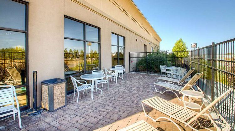 Hampton Inn & Suites Mountain Home Pool