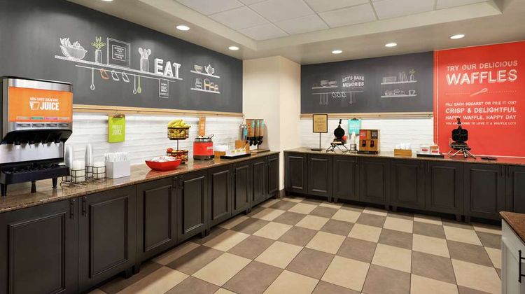 Hampton Inn & Suites Exeter Restaurant
