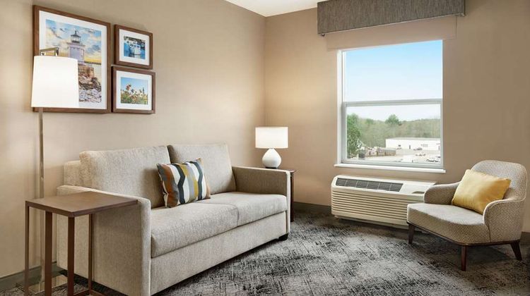 Hampton Inn & Suites Exeter Room