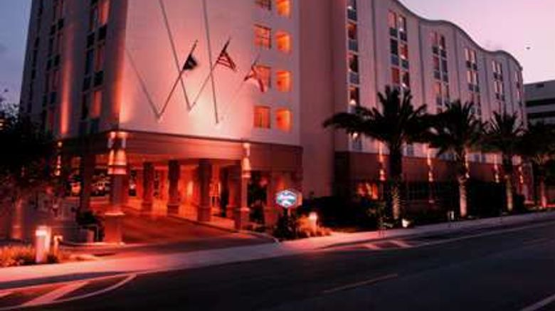 <b>Hampton Inn Coconut Grove Coral Gables Exterior</b>. Images powered by <a href="https://iceportal.shijigroup.com/" title="IcePortal" target="_blank">IcePortal</a>.