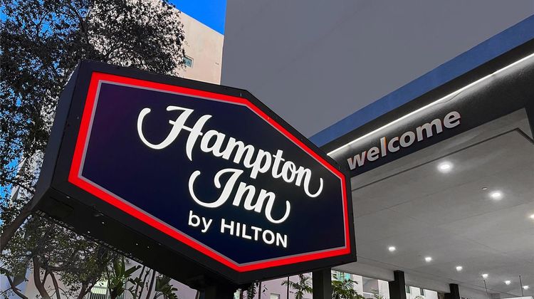 Hampton Inn Coconut Grove Coral Gables Exterior