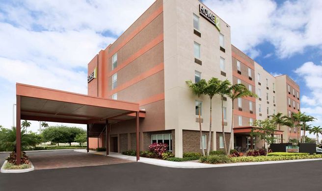 Home2 Suites by Hilton Florida City Exterior