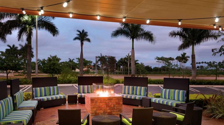 Home2 Suites by Hilton Florida City Exterior