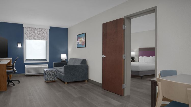 Home2 Suites by Hilton Florida City Room