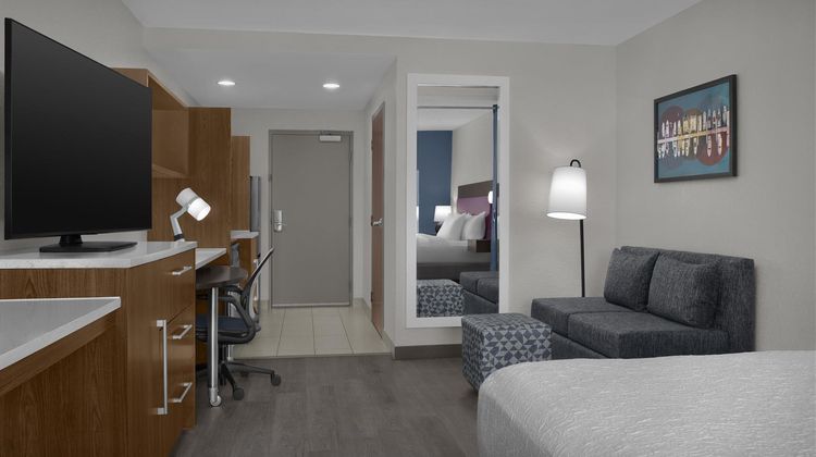 Home2 Suites by Hilton Florida City Room