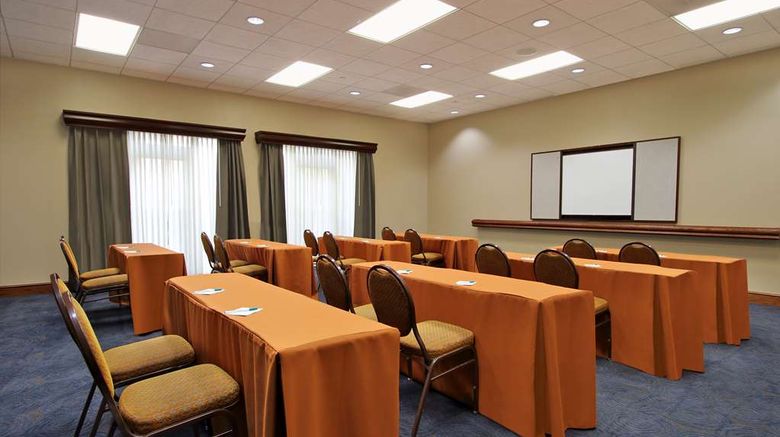 <b>Homewood Suites by Hilton Airport West Meeting</b>. Images powered by <a href="https://iceportal.shijigroup.com/" title="IcePortal" target="_blank">IcePortal</a>.