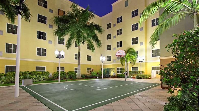 <b>Homewood Suites by Hilton Airport West Recreation</b>. Images powered by <a href="https://iceportal.shijigroup.com/" title="IcePortal" target="_blank">IcePortal</a>.