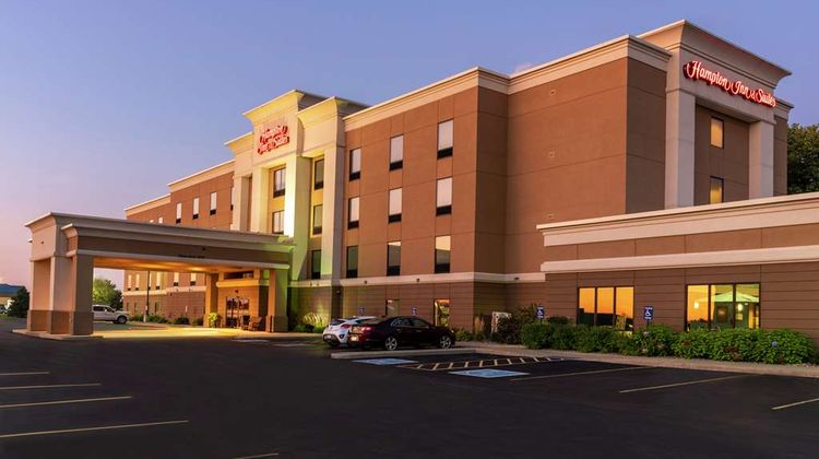 Hampton Inn & Suites Marshalltown Exterior