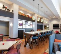 Hampton Inn & Suites Marshalltown Lobby