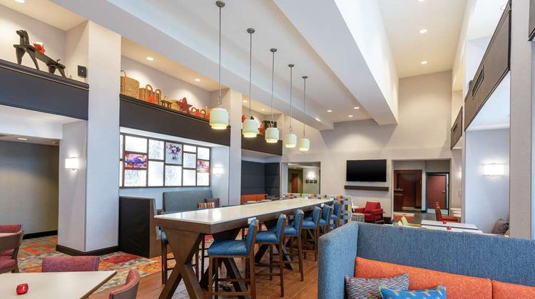 Hampton Inn & Suites Marshalltown Lobby