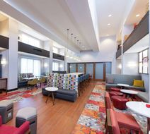 Hampton Inn & Suites Marshalltown Lobby