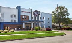 Hampton Inn Blue Springs