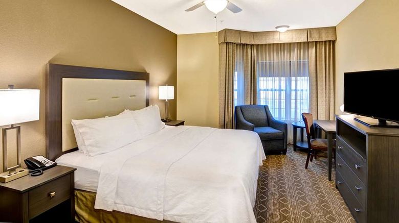 <b>Homewood Suites Overland Park Room</b>. Images powered by <a href="https://iceportal.shijigroup.com/" title="IcePortal" target="_blank">IcePortal</a>.