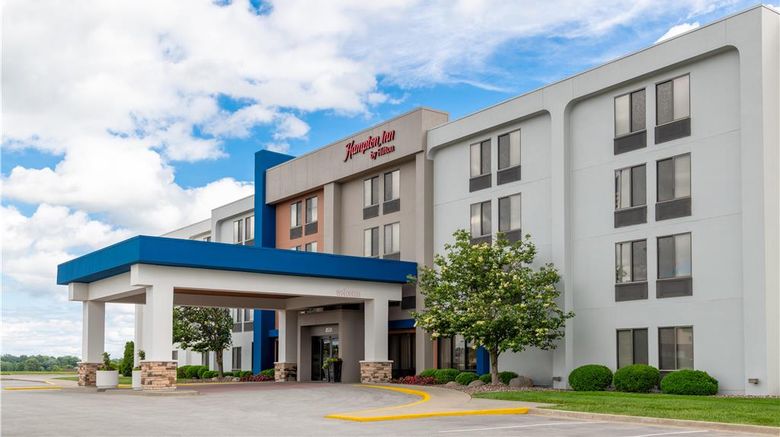 <b>Hampton Inn Kansas City/Liberty Exterior</b>. Images powered by <a href="https://iceportal.shijigroup.com/" title="IcePortal" target="_blank">IcePortal</a>.