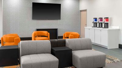 Hampton Inn Olathe