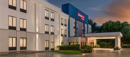 Hampton Inn Olathe Exterior