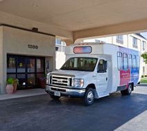 Hampton Inn Milwaukee Airport Exterior
