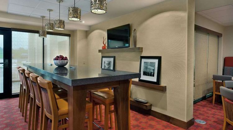 Hampton Inn Milwaukee - Brookfield Lobby