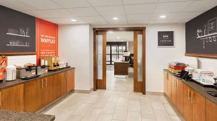 Hampton Inn Milwaukee - Brookfield Restaurant