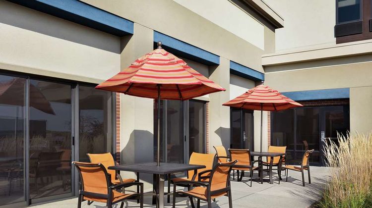 Hampton Inn Milwaukee - Brookfield Exterior