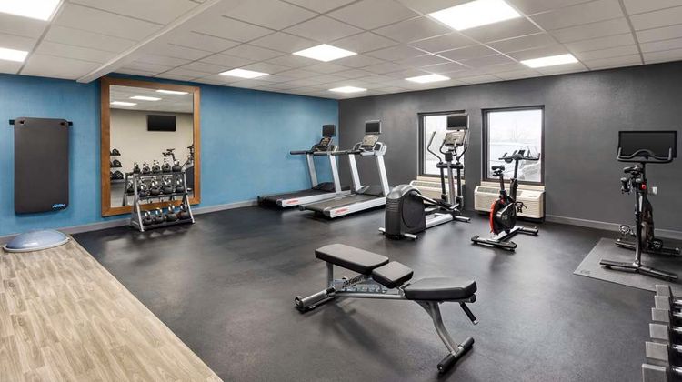 Hampton Inn Milwaukee - Brookfield Health