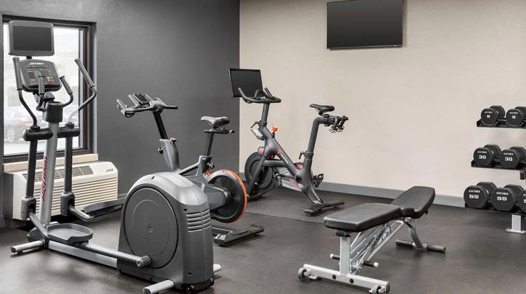 Hampton Inn Milwaukee - Brookfield Health