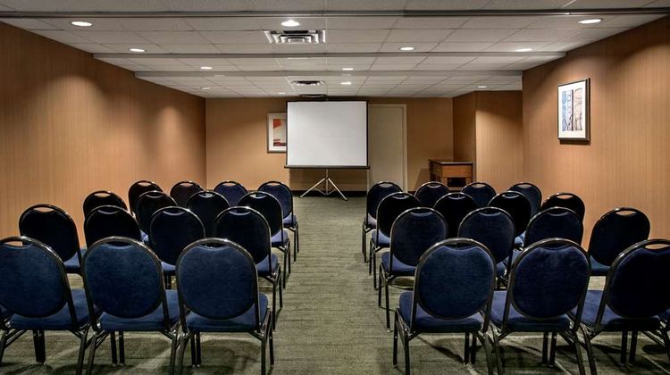 Hampton Inn & Suites Milwaukee/Downtown Meeting