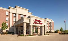 Hampton Inn and Suites Grafton