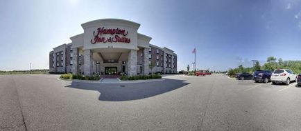 Hampton Inn and Suites Grafton Exterior